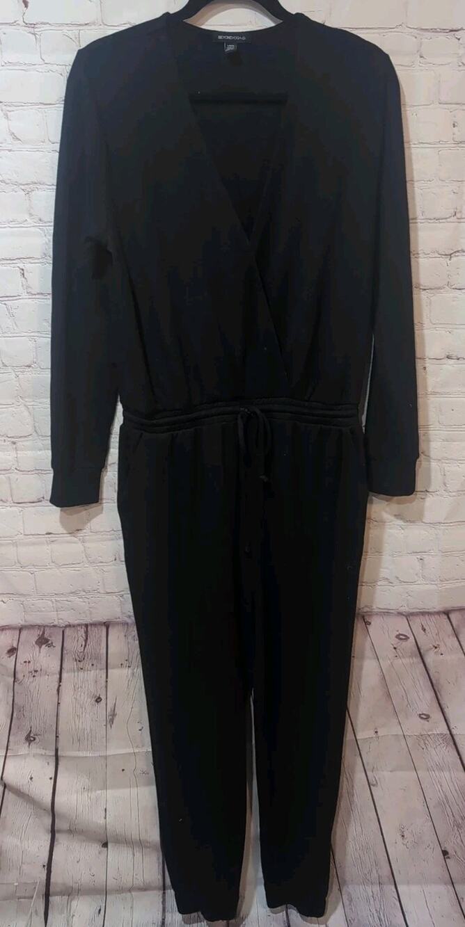 Beyond Yoga Womens Black Jumpsuit Size L Long Sleeve Jogger Style Athleisure